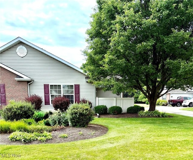 7536 Monterey Bay Dr Unit 2, Mentor-On-The-Lake, OH 44060 - view of home's exterior with brick siding