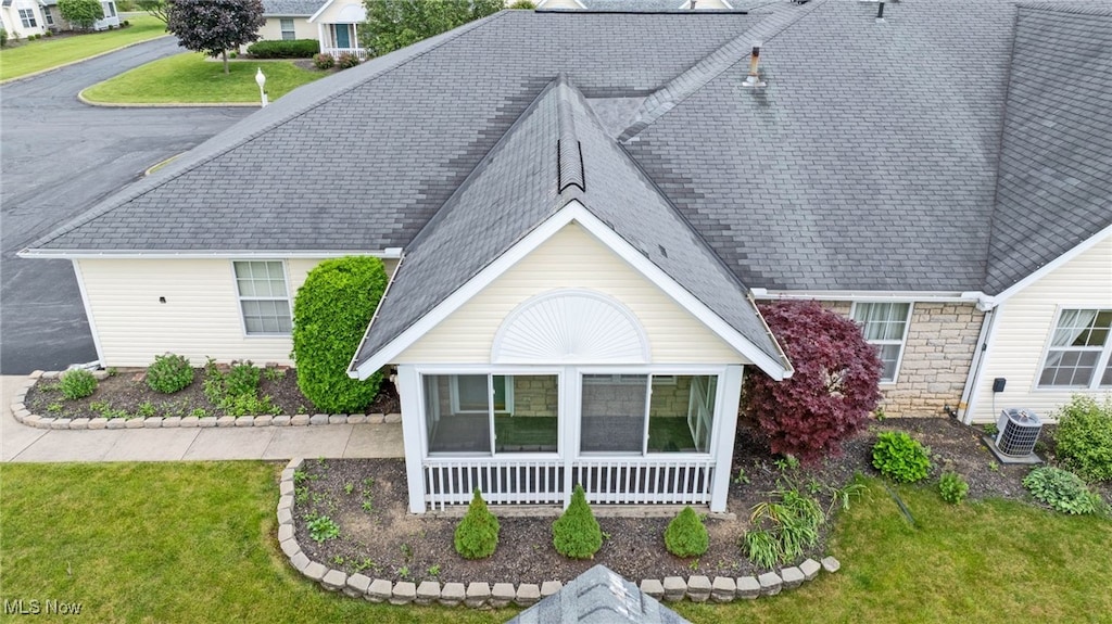 711 Villa Dr, Mansfield, OH 44906 - photo 1