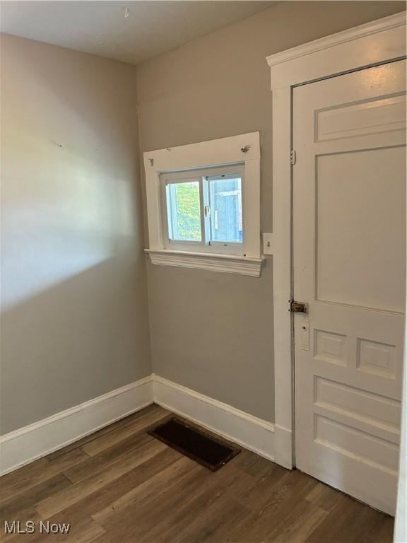 4012 Mapledale Ave, Cleveland, OH 44109 - photo 12