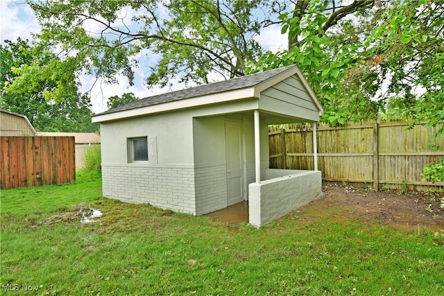 22 Camrose Dr, Niles, OH 44446 - view of outbuilding featuring a fenced backyard