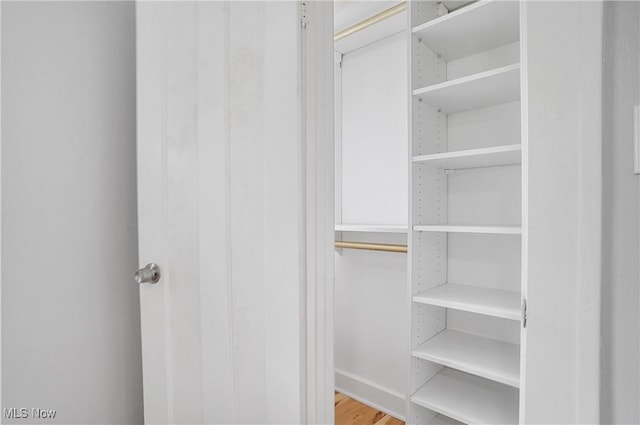 3382 Ormond Rd, Cleveland Heights, OH 44118 - view of closet