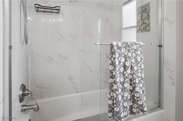 3382 Ormond Rd, Cleveland Heights, OH 44118 - full bath featuring bath / shower combo with glass door