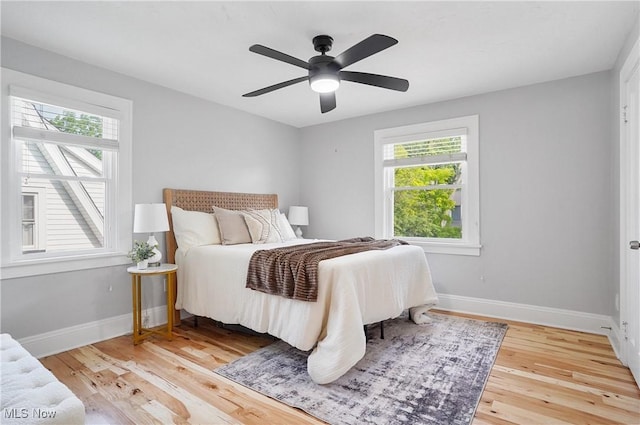 3382 Ormond Rd, Cleveland Heights, OH 44118 - bedroom with wood finished floors and ceiling fan