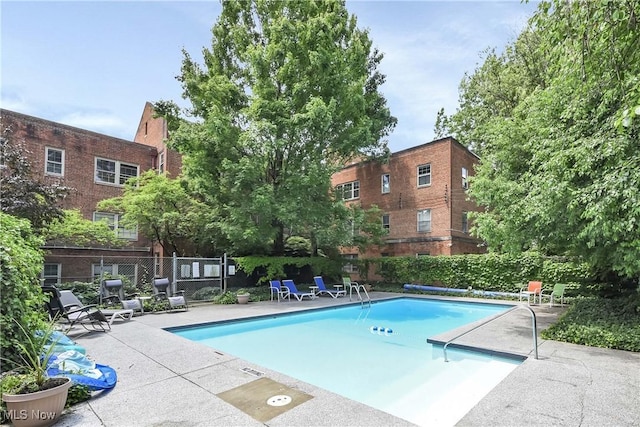 15875 Van Aken Blvd Unit 101C, Shaker Heights, OH 44120 - community pool with a patio area