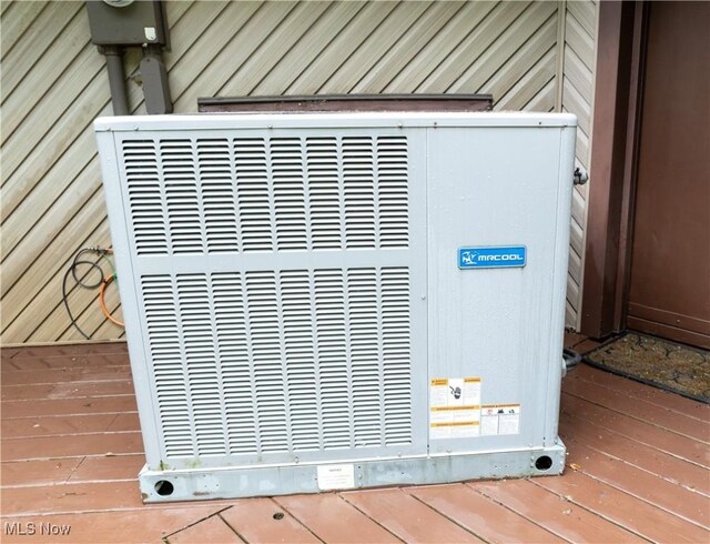 265 Schneiders Crossing Rd NW, Dover, OH 44622 - exterior view of a central AC unit