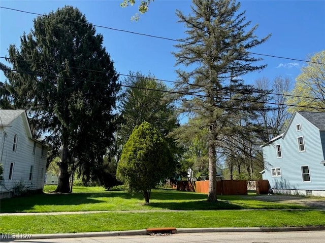 328 Dodge St, Kent, OH 44240 - photo 1