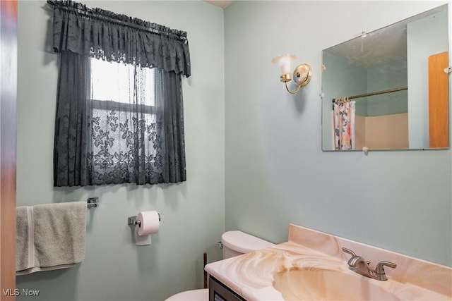 2691 State Route 339, Belpre, OH 45714 - bathroom featuring vanity and a shower with curtain