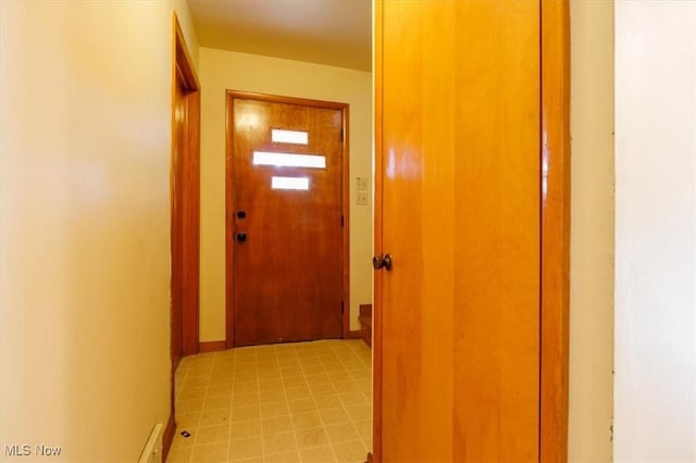 426 E 200th St, Euclid, OH 44119 - corridor with baseboards