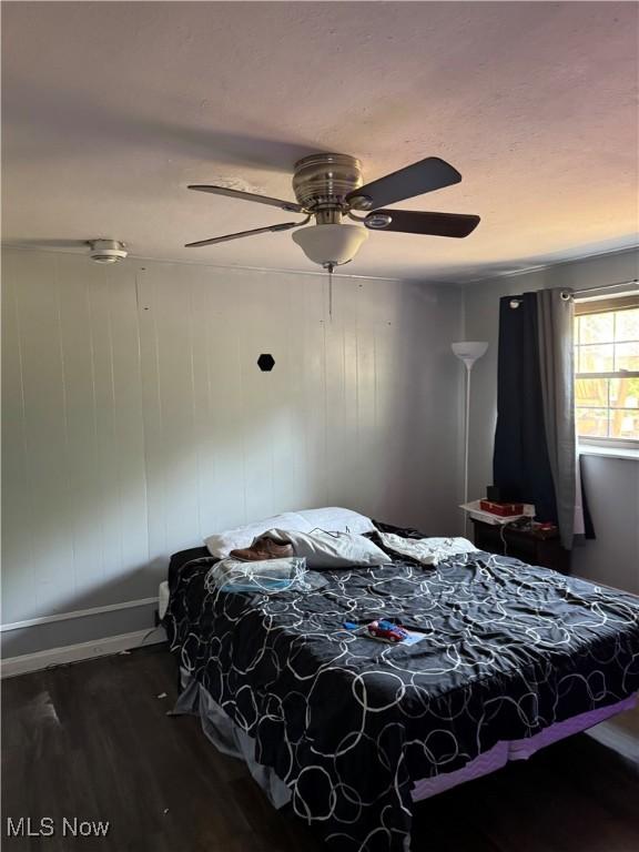 20684 Albion Rd, Strongsville, OH 44149 - bedroom with wood finished floors and ceiling fan