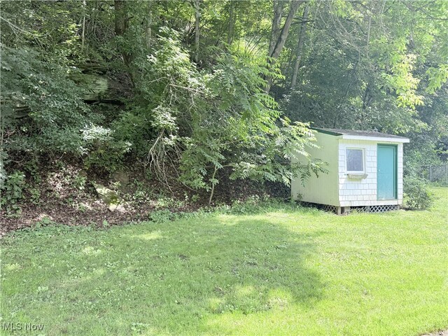 4901 Kings Creek Rd, Weirton, WV 26062 - view of green lawn with a shed