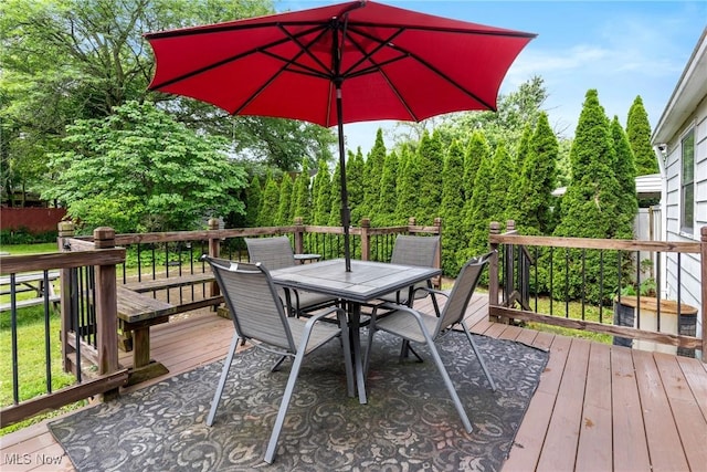 120 Palmetto Ave, Bedford, OH 44146 - wooden deck featuring outdoor dining area