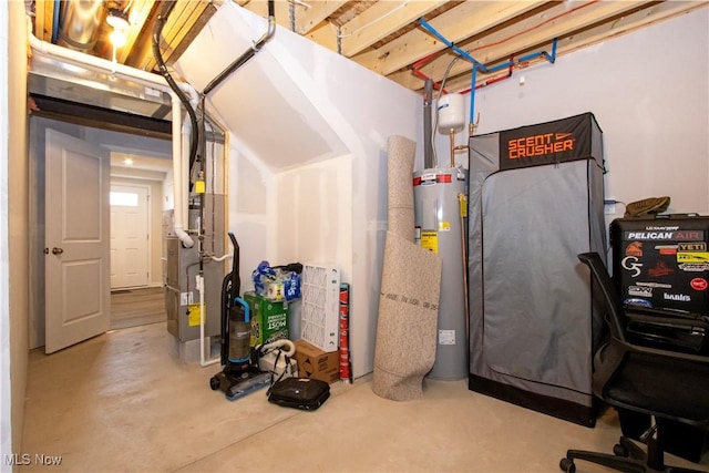 393 Slate Rdg, Barberton, OH 44203 - utility room featuring water heater