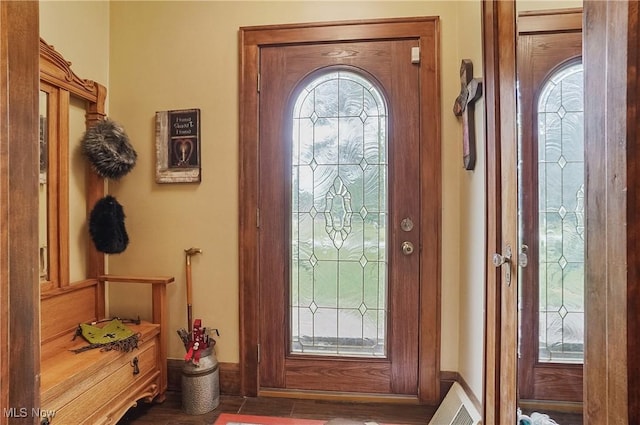 3571 Greenwich Rd, Barberton, OH 44203 - foyer entrance featuring baseboards and wood finished floors