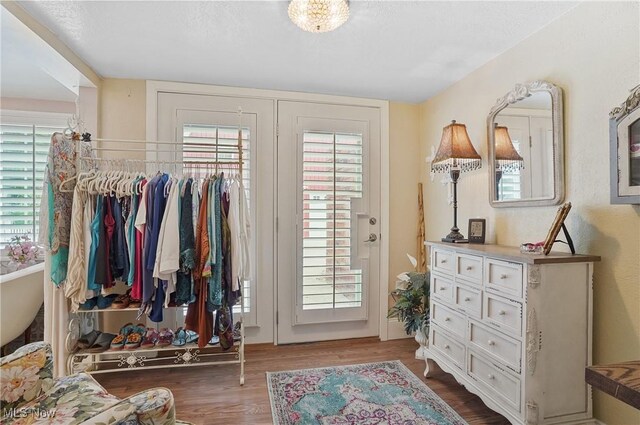 3571 Greenwich Rd, Barberton, OH 44203 - entrance foyer with wood finished floors and plenty of natural light