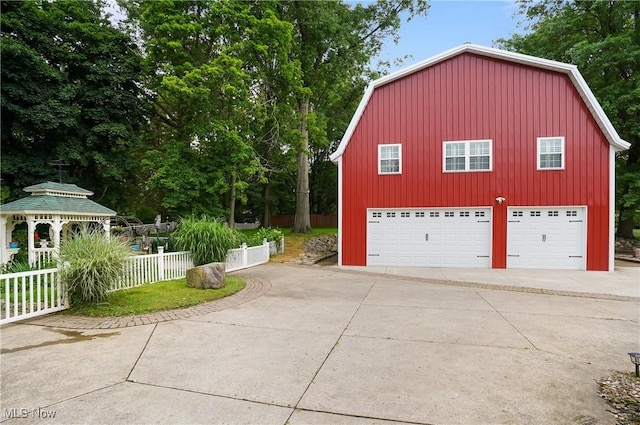 3571 Greenwich Rd, Barberton, OH 44203 - garage with a detached garage