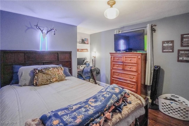 1324 Woodrow St NW, North Canton, OH 44720 - bedroom with wood finished floors