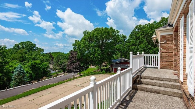 1918 Hillcrest Dr, Coshocton, OH 43812 - photo 4