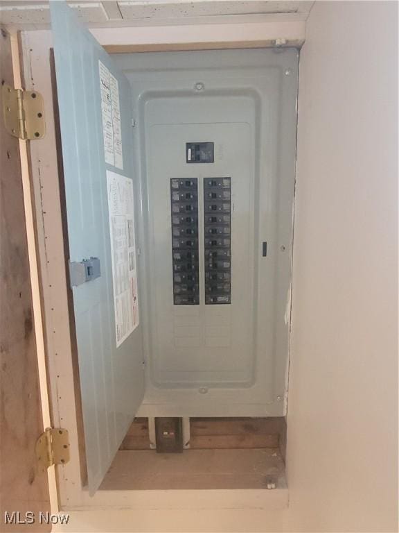 5752 Van Wert Ave, Brook Park, OH 44142 - utility room with electric panel