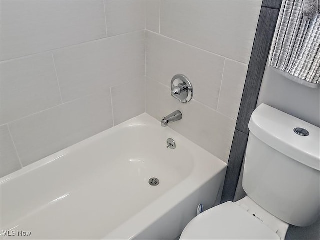 5752 Van Wert Ave, Brook Park, OH 44142 - bathroom with toilet and washtub / shower combination