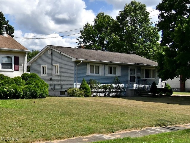 1527 Difford, Niles, OH 44446 - view of front of home with a front lawn