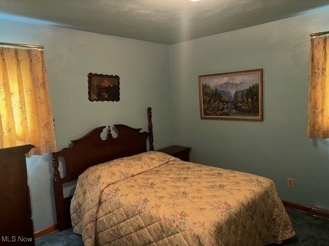 1527 Difford, Niles, OH 44446 - carpeted bedroom with baseboards
