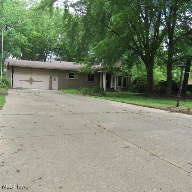 533 Sturgeon Dr, Akron, OH 44319 - photo 1
