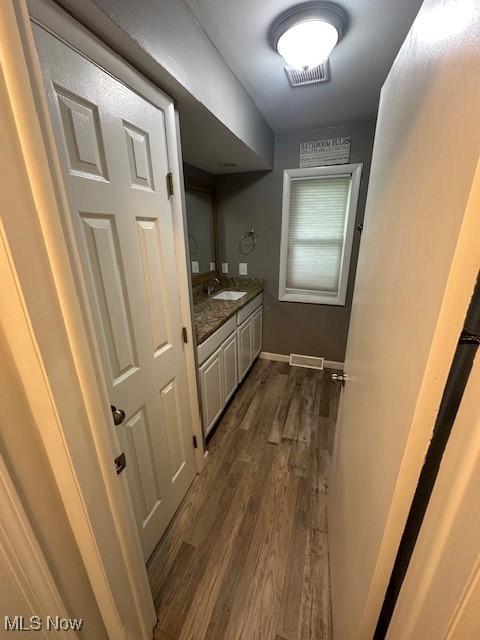 640 N Lake St, Madison, OH 44057 - photo 21