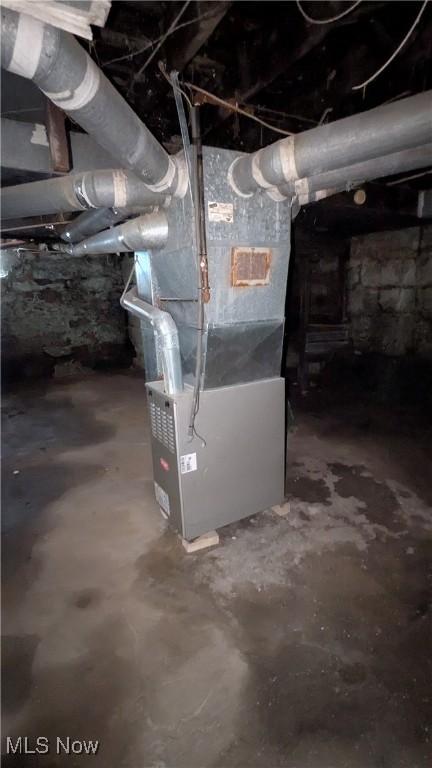 1111 2nd St NW, Canton, OH 44703 - utilities with heating unit