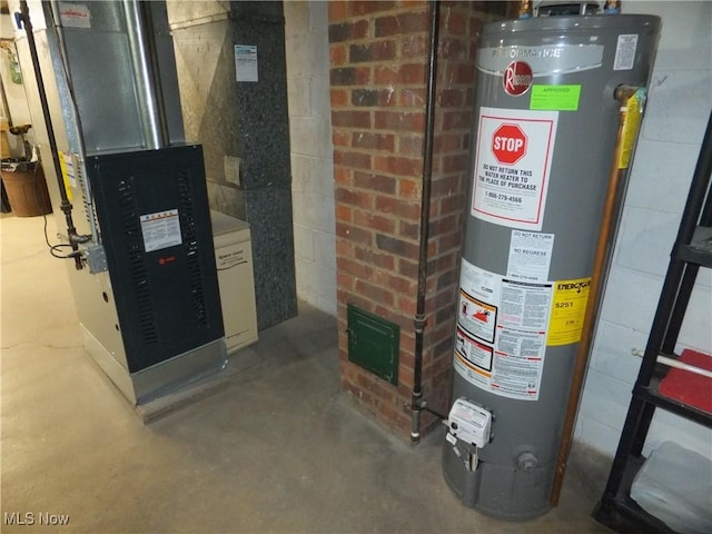 13621 Bellbrook Dr, Brook Park, OH 44142 - utilities featuring gas water heater