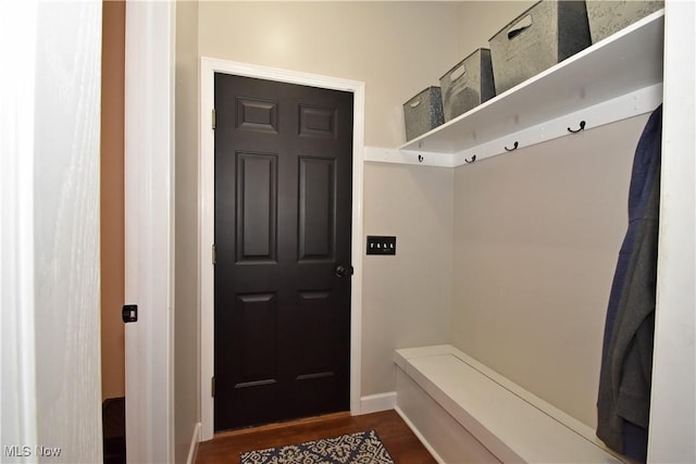 8025 Wadsworth Rd, Wadsworth, OH 44281 - mudroom featuring dark wood-type flooring and baseboards