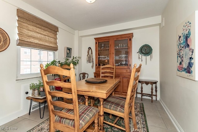 13800 Fairhill Rd Unit 206, Shaker Heights, OH 44120 - dining room featuring light tile patterned floors