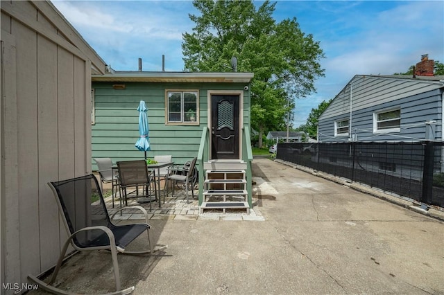 1432 Maxwell Ave NW, Warren, OH 44485 - view of patio