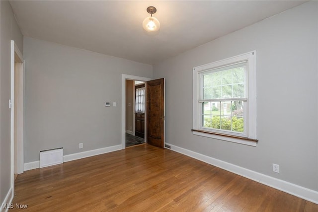 36 Rosedale Blvd, Norwalk, OH 44857 - unfurnished room with baseboards and light wood finished floors