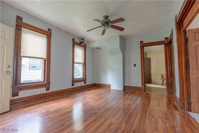 463 Allyn St, Akron, OH 44304 - photo 10