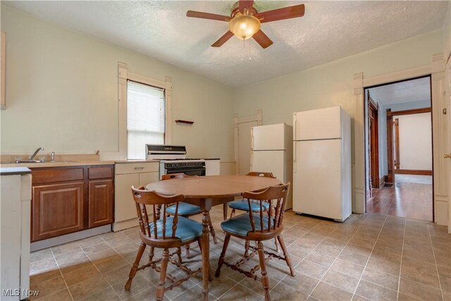 463 Allyn St, Akron, OH 44304 - photo 18