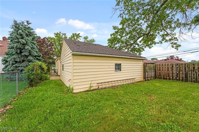 907 Hillsdale Ave, Parma, OH 44134 - view of outdoor structure featuring a fenced backyard