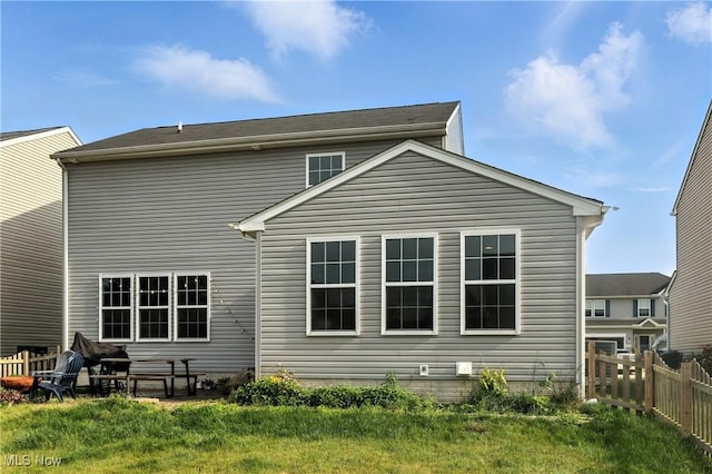 3990 Abigail Dr, Lorain, OH 44053 - back of property