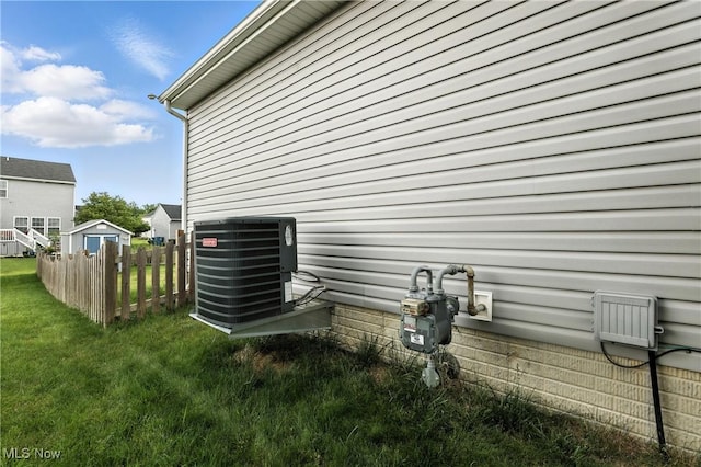 3990 Abigail Dr, Lorain, OH 44053 - view of property exterior featuring a central AC unit