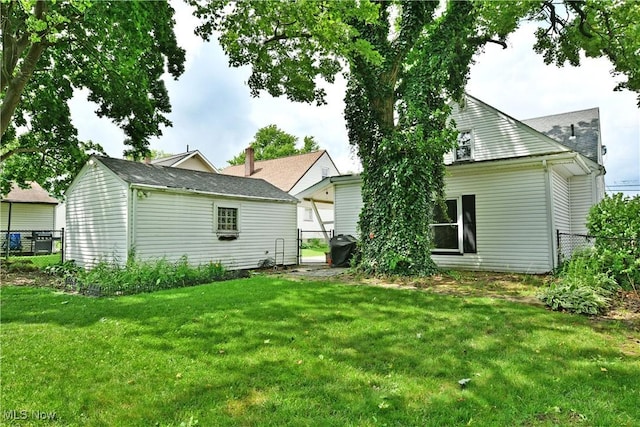 1661 Meadowbrook Ave, Youngstown, OH 44514 - photo 9