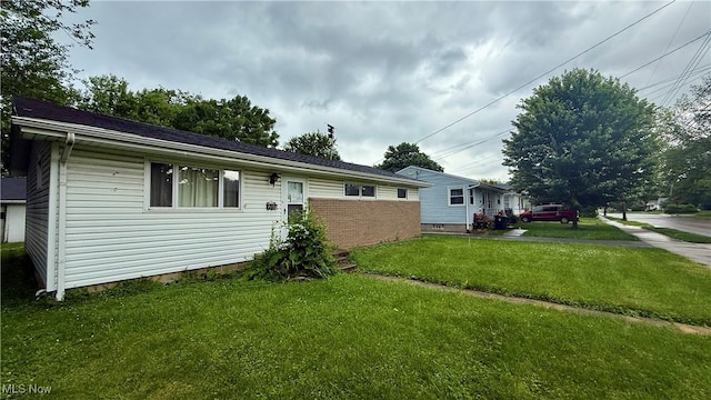 1173 Chandler Ave, Akron, OH 44314 - photo 2