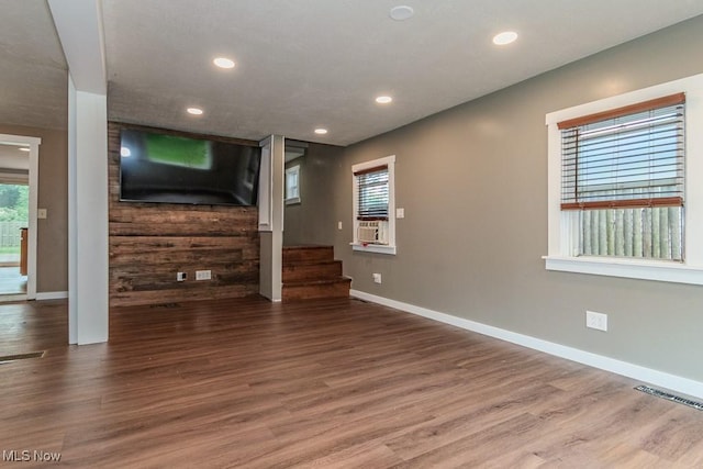 7568 Center St, Mentor, OH 44060 - photo 4