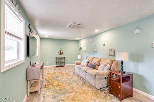1260 Pleasant Ridge St SE, Minerva, OH 44657 - living area with light wood-style flooring and recessed lighting