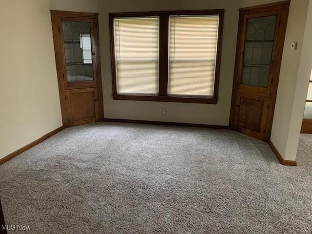 1543 Genesee Rd, South Euclid, OH 44121 - empty room with light colored carpet