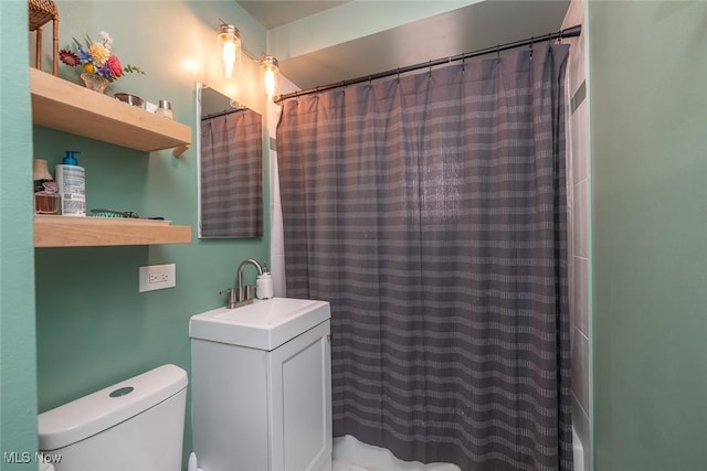 29123 Homewood Dr, Wickliffe, OH 44092 - full bathroom featuring vanity and a shower with shower curtain