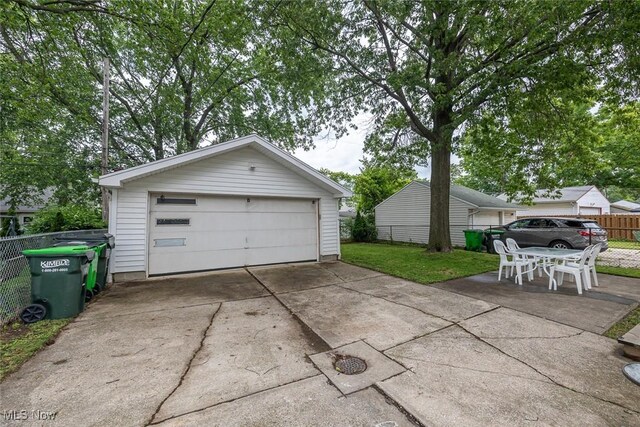 29123 Homewood Dr, Wickliffe, OH 44092 - view of detached garage