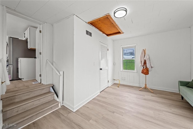 85 Pocantico Ave, Akron, OH 44312 - entryway with light wood-style flooring and baseboards