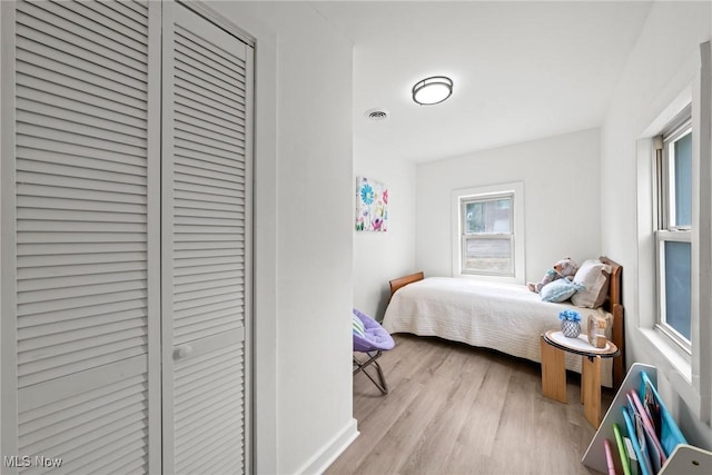 85 Pocantico Ave, Akron, OH 44312 - bedroom with wood finished floors and a closet
