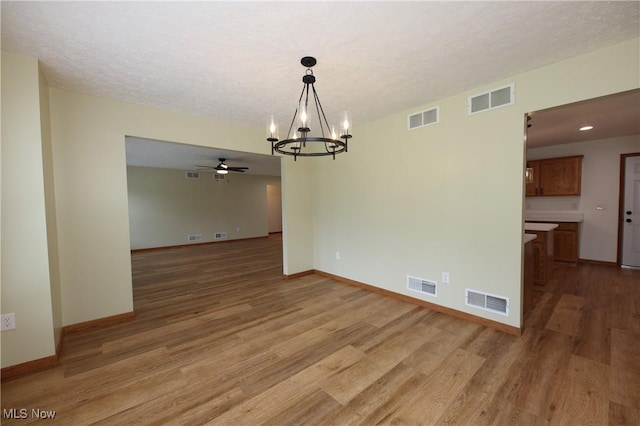 35 Palomino Dr, Weirton, WV 26062 - photo 8