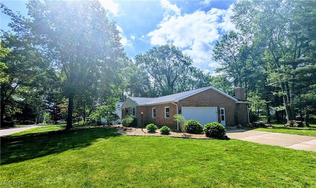 8208 Milmont St NW, Massillon, OH 44646 - photo 4
