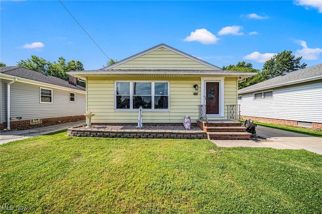 28666 Forest Rd, Willowick, OH 44095 - view of front facade featuring a front yard